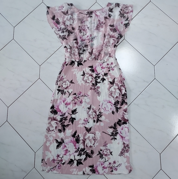 Berkley Jensen Dresses & Skirts - Berkley Jensen Pink Floral Dress Size Small